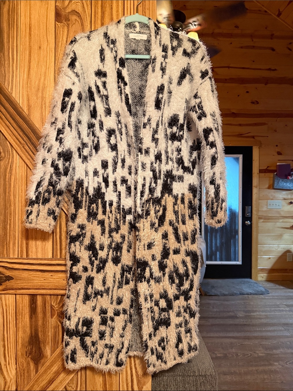 Open-Front Fuzzy Long Teddy Jacket in Cream & Black